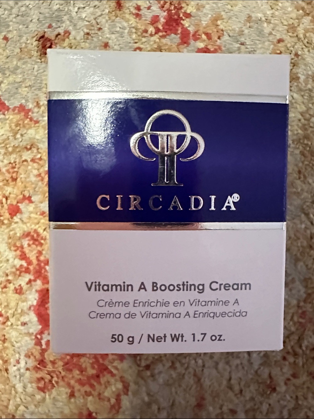 Circadia Vitamin A Boosting Cream – White & Navy